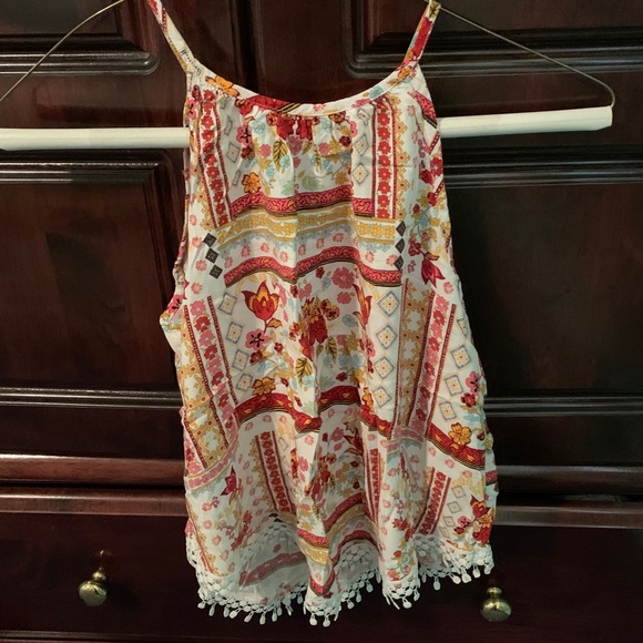 Tshirt - Picture 1 of 1